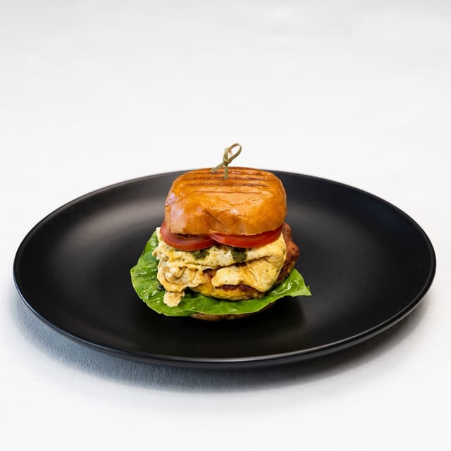 Shami Anda Burger.